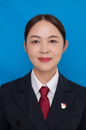 黨委委員、紀(jì)委書記  中共黨員   李小枚   工號(hào)8108.jpg